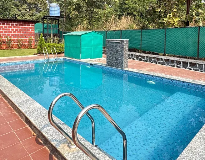 Velkar Farmhouse, Khopoli